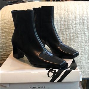 Black Nine West boots; never been warn